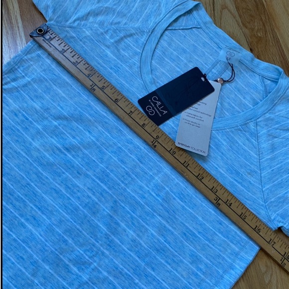 CALIA by Carrie Underwood Light Blue Striped Short Sleeve Workout Tee - Picture 6 of 8